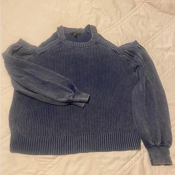 I.N.C - Picture 1 of 1